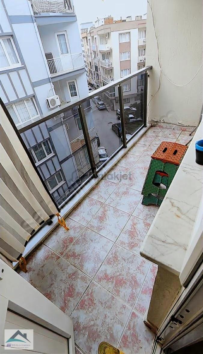 Tevfikiye Mahallesinde 5+1 240m2 Satılık Dubleks - 2