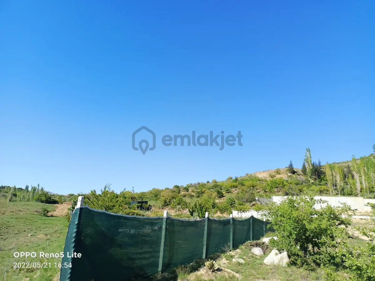 Sulutas'ta Satılık Büyük Bahçe - 10