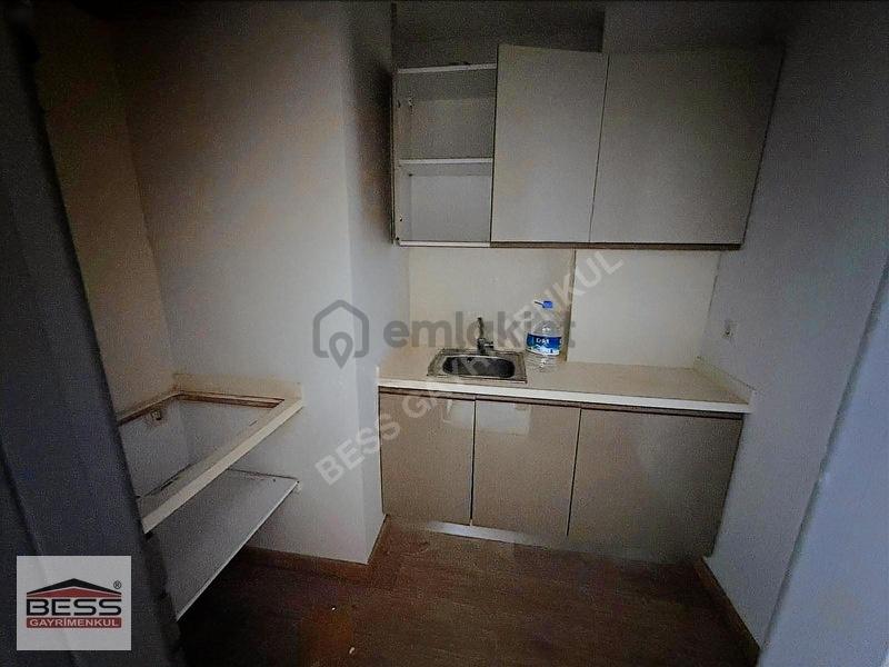 Bess'den Kılıçoğlu Plaza'da Kiralık 4+1 İşyeri (ofis) - 15