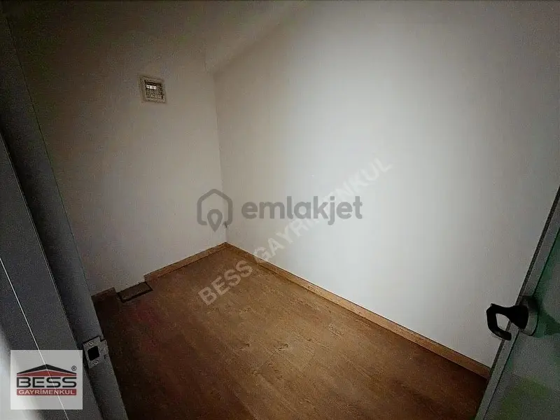 Bess'den Kılıçoğlu Plaza'da Kiralık 4+1 İşyeri (ofis) - 19