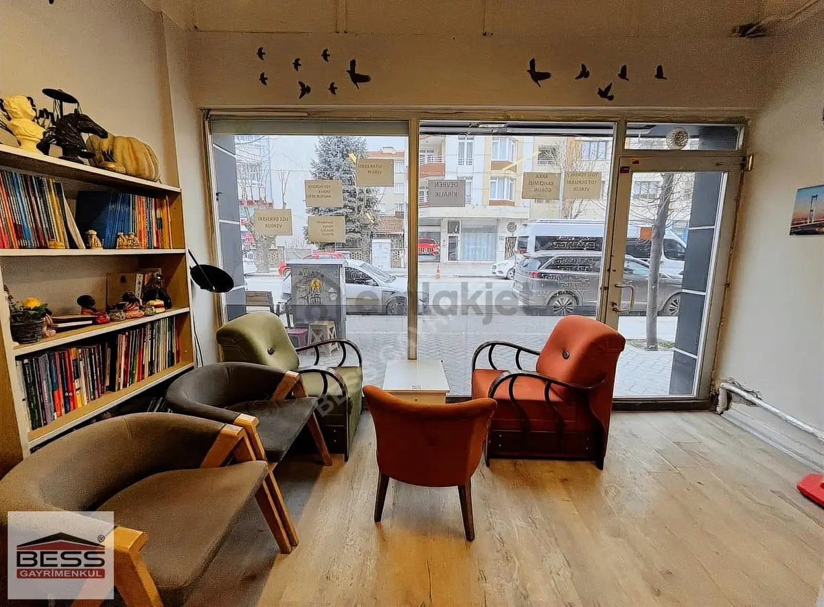 Bess'den Prf. Dr. Orhan Oğuz Caddesi Üzeri Devren Kiralık İşyeri - 14