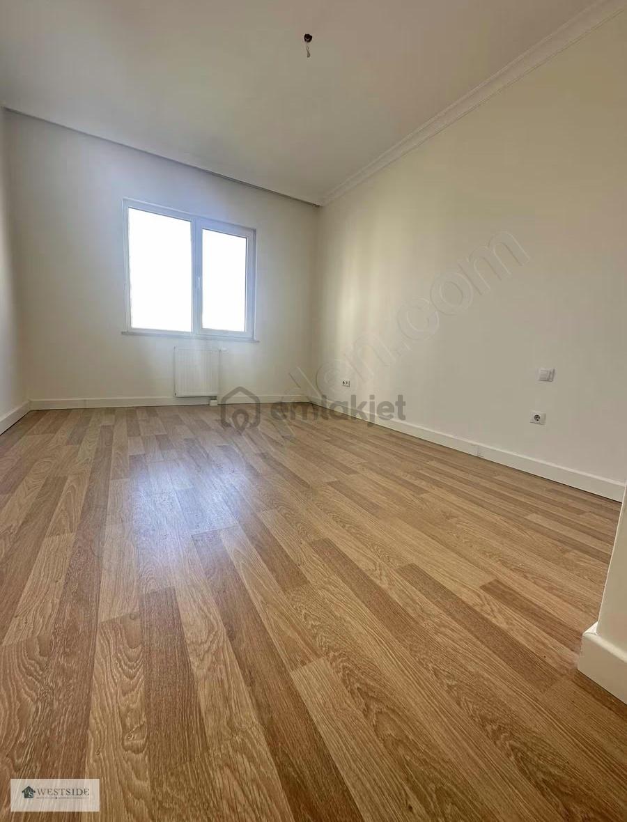 Bahçesehir Spradon Vadi 2+1 Kısa Katlı Blok Boş Satılık - 14