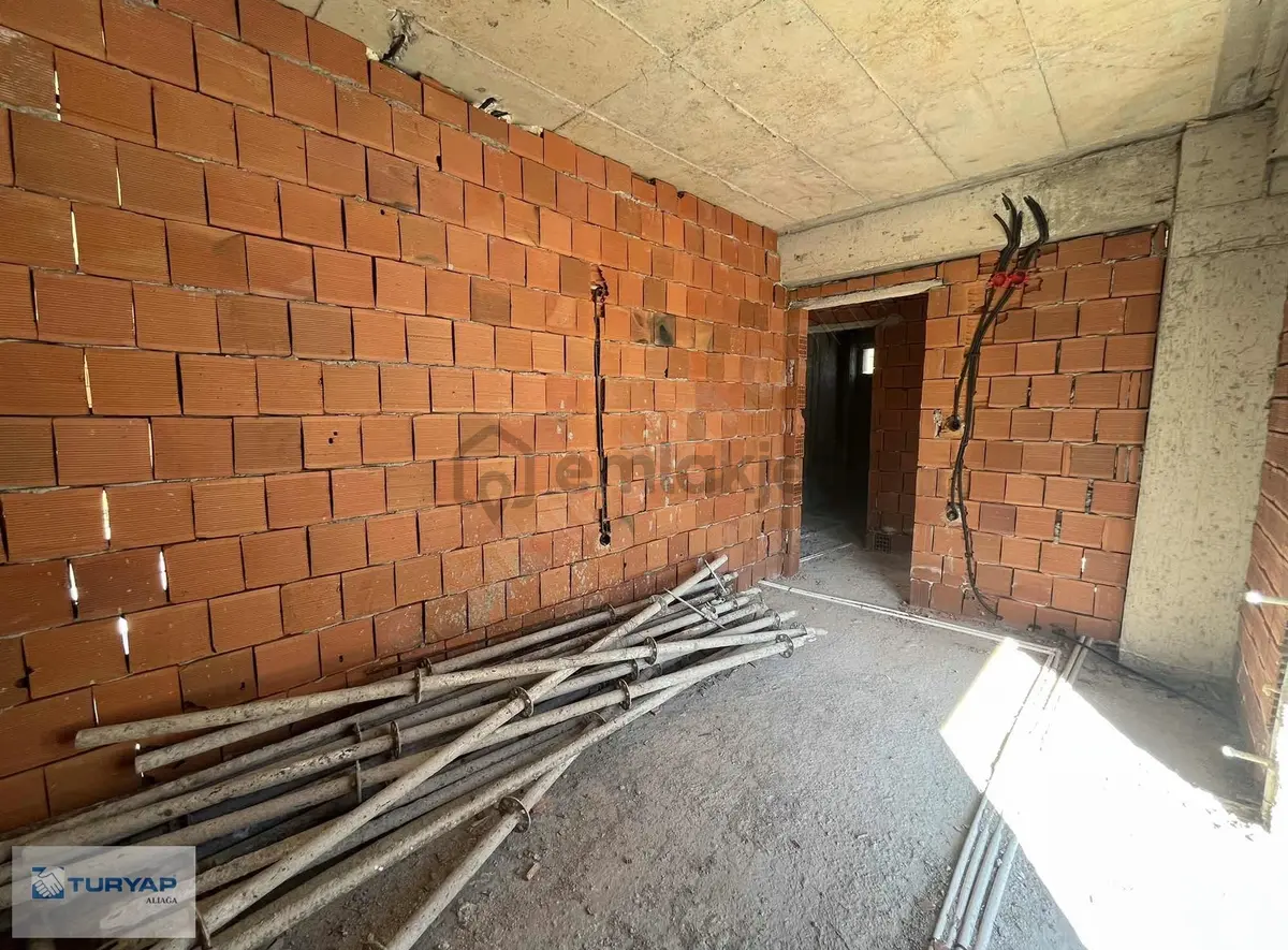 Aym Karşısı Satılık 2+1 Daire Fırsatı - 22