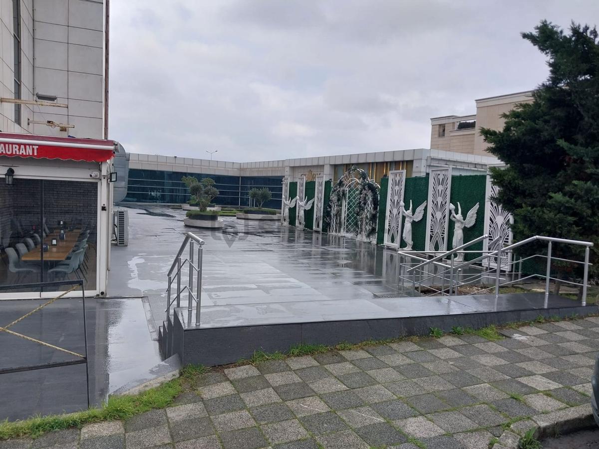 Ataşehir Flora Residence Kiralık 1+1 Ofis - 8