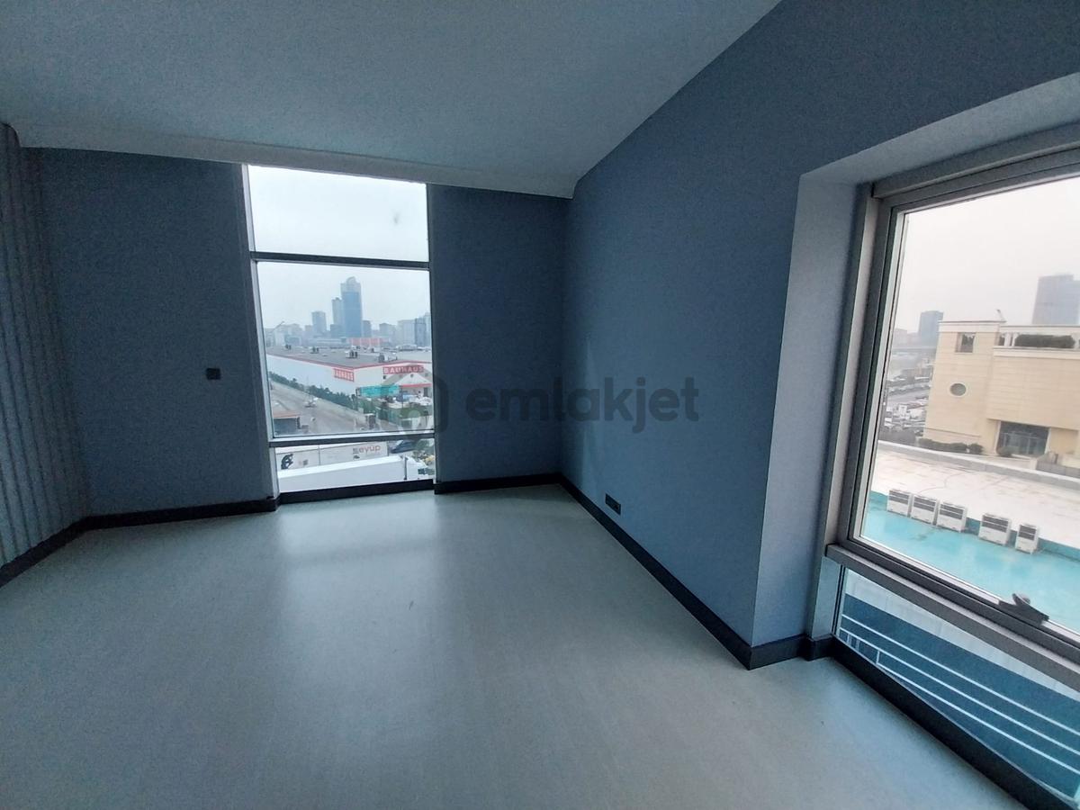 Ataşehir Flora Residence Kiralık 1+1 Ofis - 23