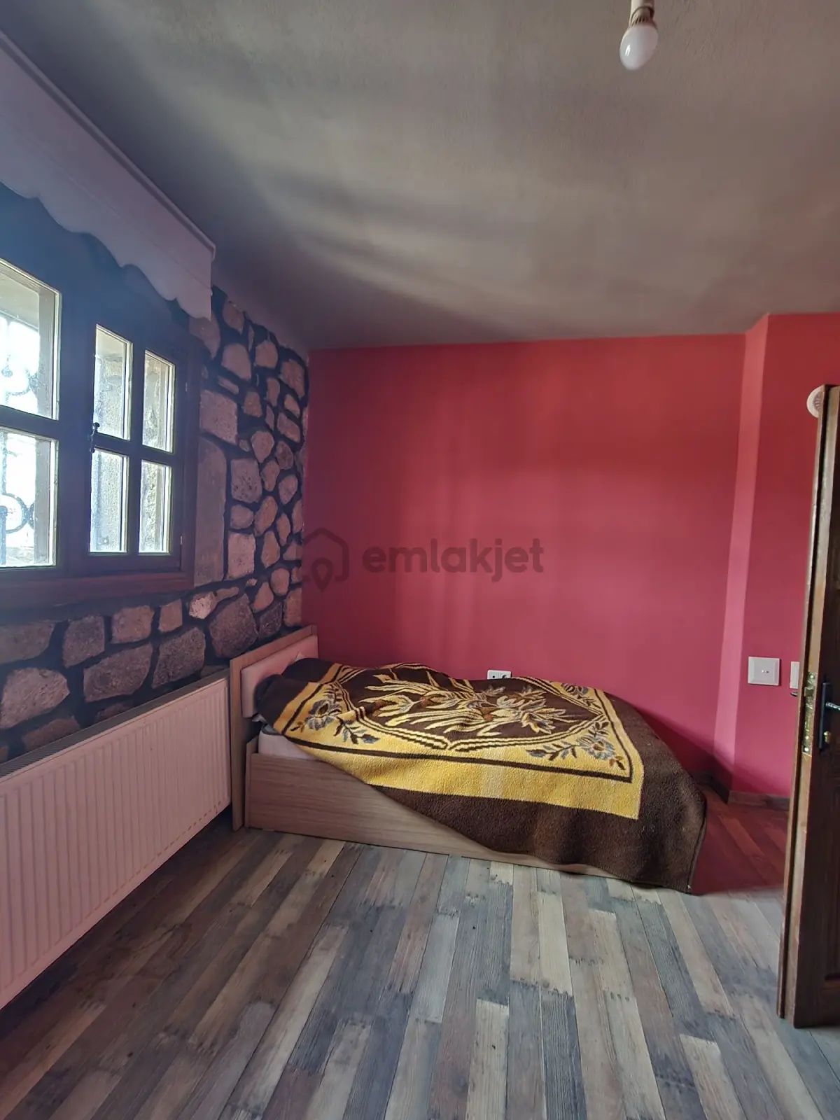 Satılık Mütakil Taş Ev Niğde Merkez Sazlıcada - 10