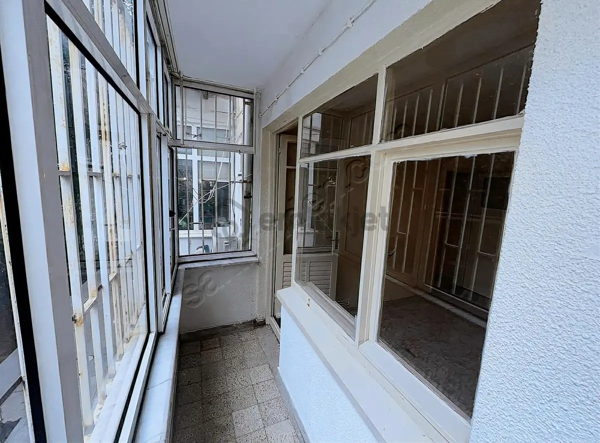 Akçay Köşemden Deniz E 70 Mt Çamlıyolda 2+1 Bahçe Katı - 29