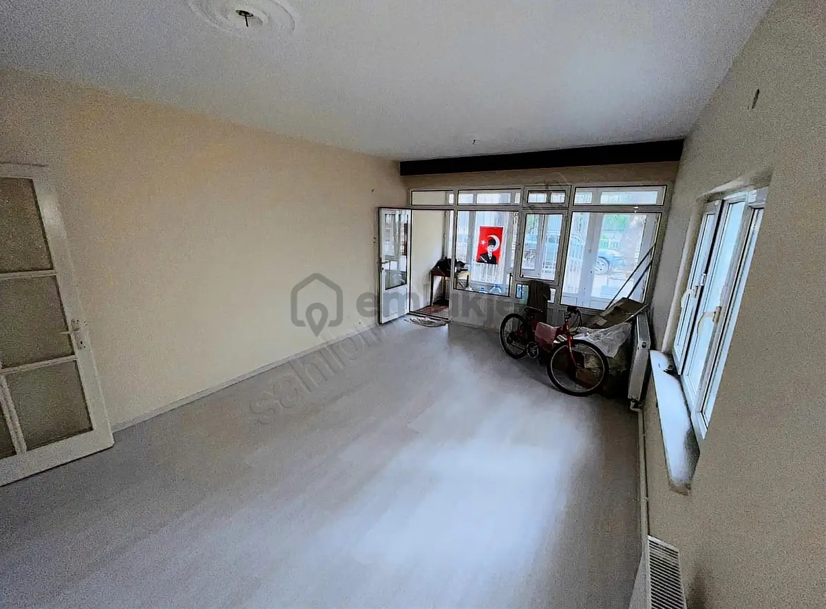 Akçay Köşemden Deniz E 70 Mt Çamlıyolda 2+1 Bahçe Katı - 13