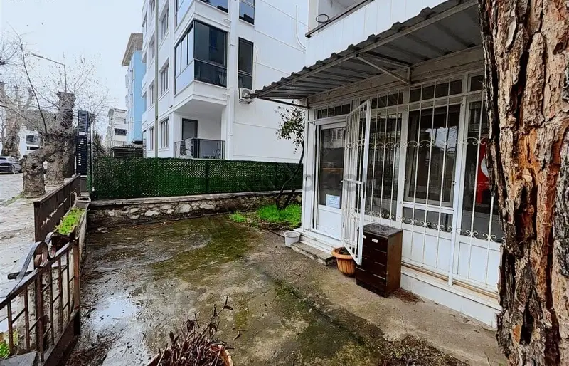 Akçay Köşemden Deniz E 70 Mt Çamlıyolda 2+1 Bahçe Katı - 6