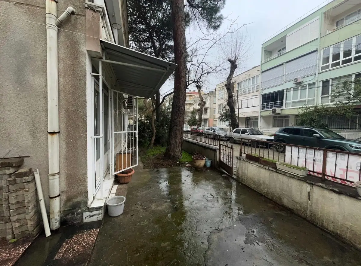 Akçay Köşemden Deniz E 70 Mt Çamlıyolda 2+1 Bahçe Katı - 18