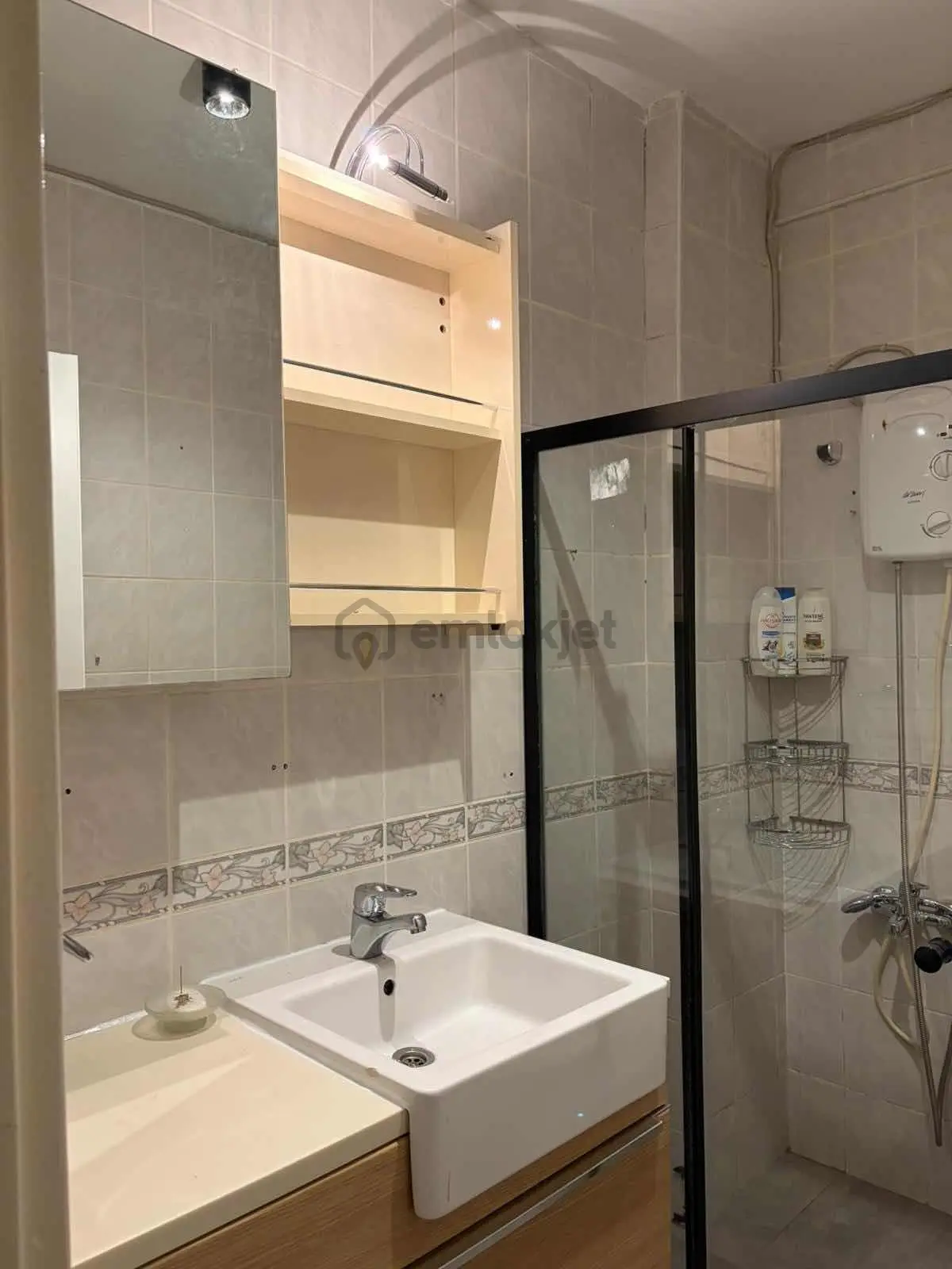 Mezitli Soli Sitesi Eşyalı Kiralık 1 + 1 - 17