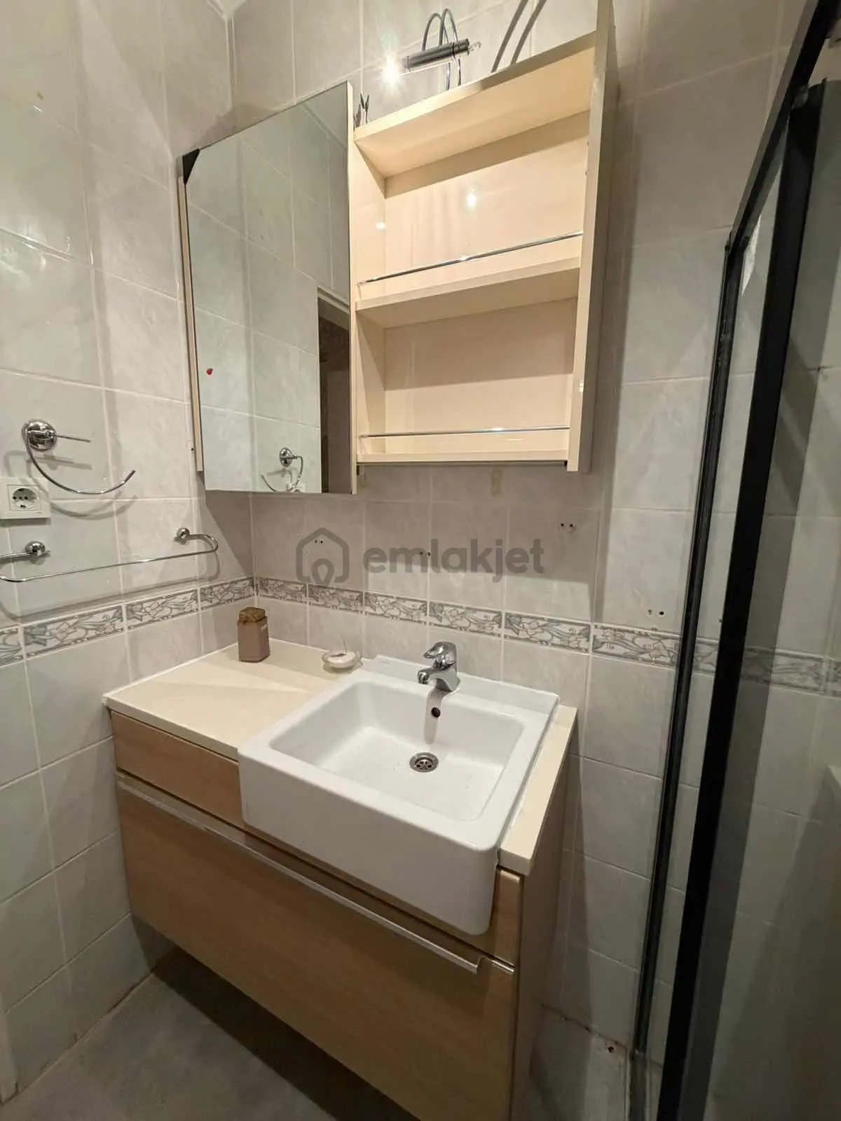 Mezitli Soli Sitesi Eşyalı Kiralık 1 + 1 - 22