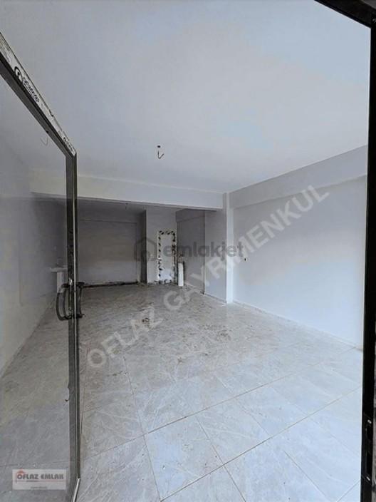 Oflaz Emlaktan Satılık Merkezde İş Yeri Ticarethane - 4