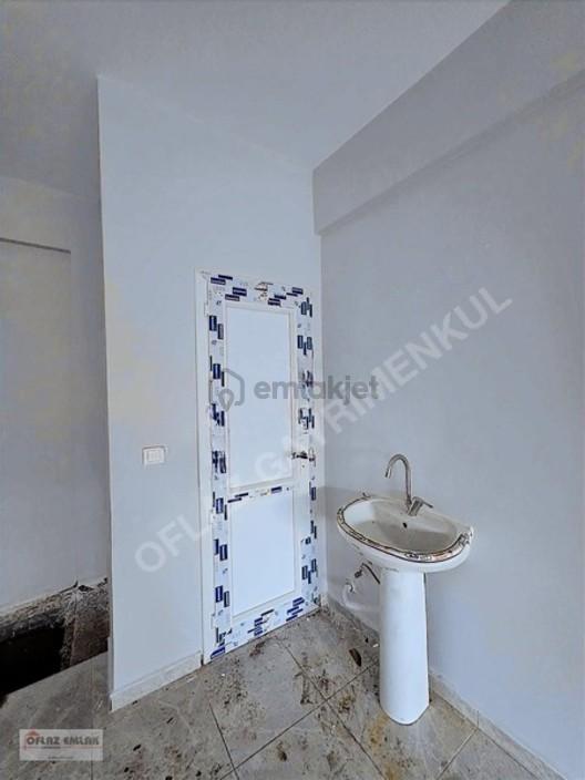 Oflaz Emlaktan Satılık Merkezde İş Yeri Ticarethane - 6
