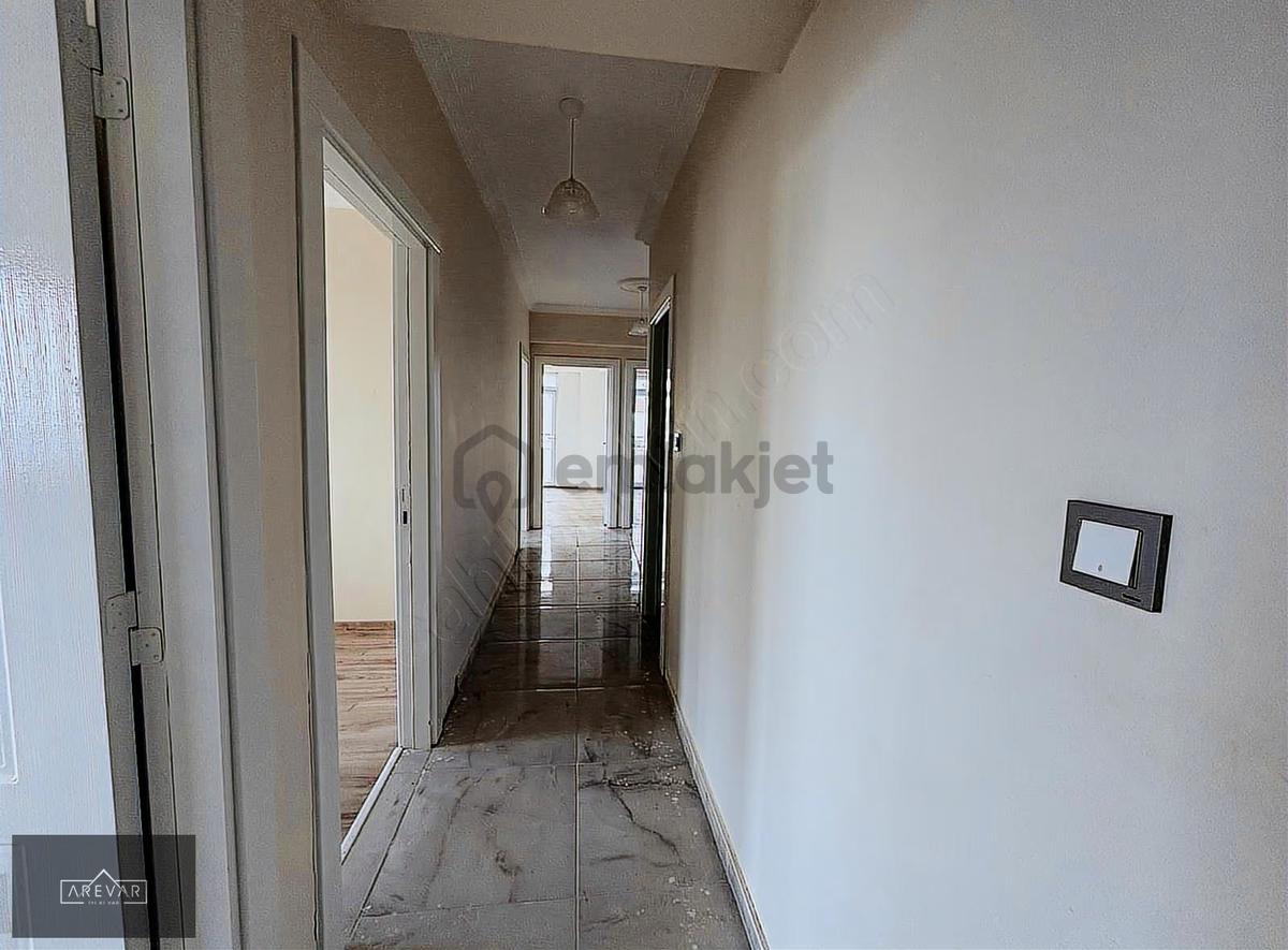 Arevar Dan Oğuzelinde Satılık 3+1 Daire - 10