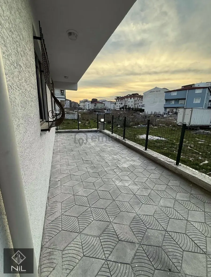 Balkonlu 1+1 Lüks Yüksek Giriş Sıfır Kullanışlı Ferah Daire - 17