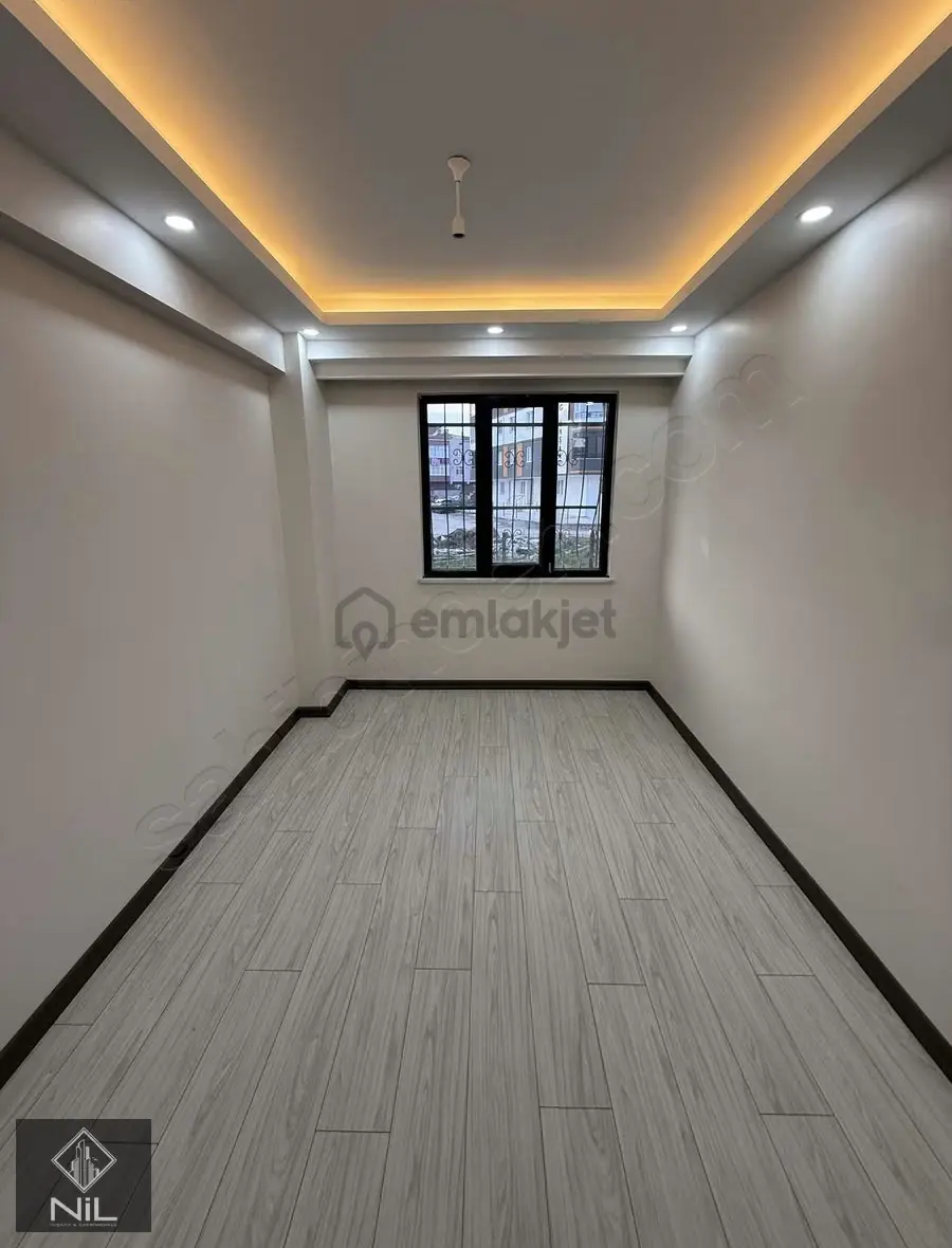 Balkonlu 1+1 Lüks Yüksek Giriş Sıfır Kullanışlı Ferah Daire - 7