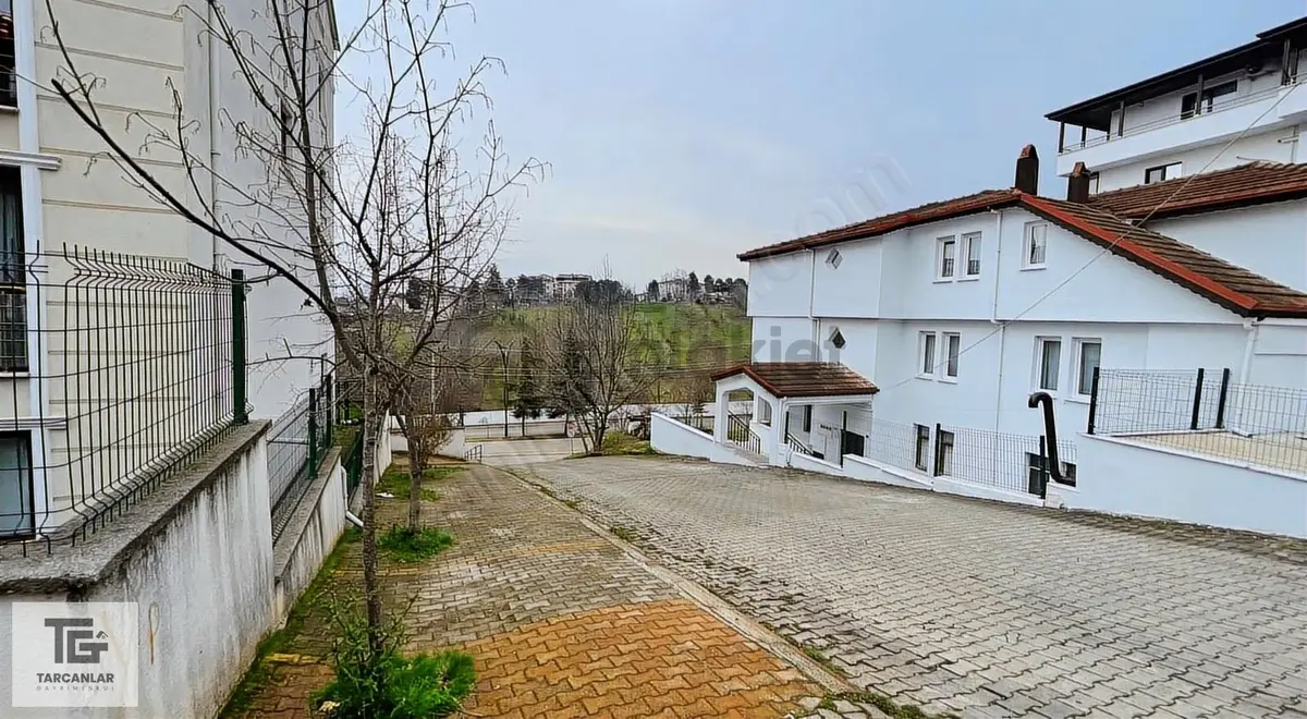 Başiskele Barbaros Mah. Site İçersinide 4+1 Ç.d Satılık Daire - 13