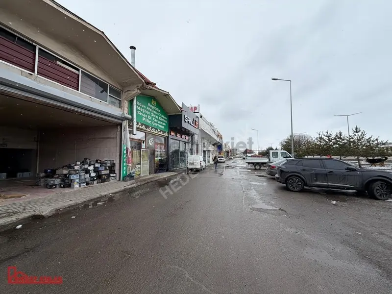 Hedef Emlak'tan Toptancılar Sitesinde Kiralık İşyeri - 2