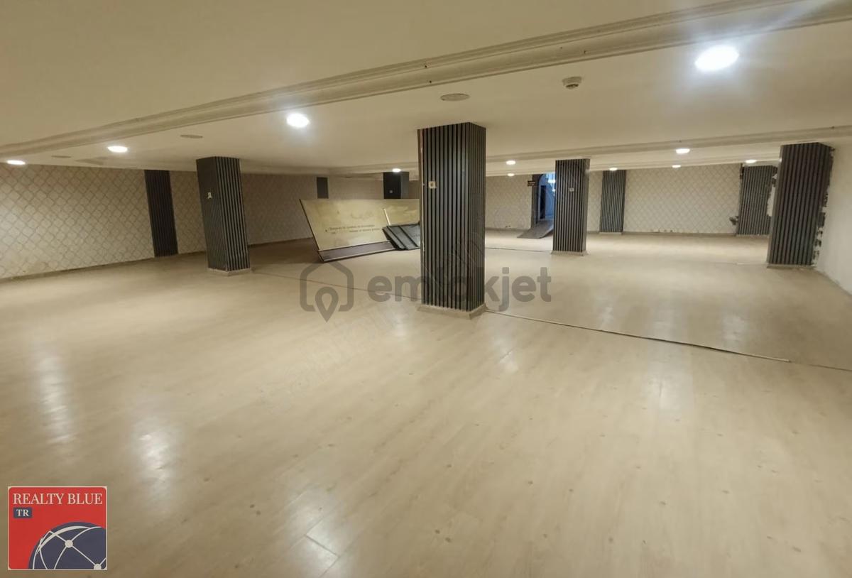 Sultanbeyli Fatih Bulvarında 2000 M2 Kiralık Depo - 17