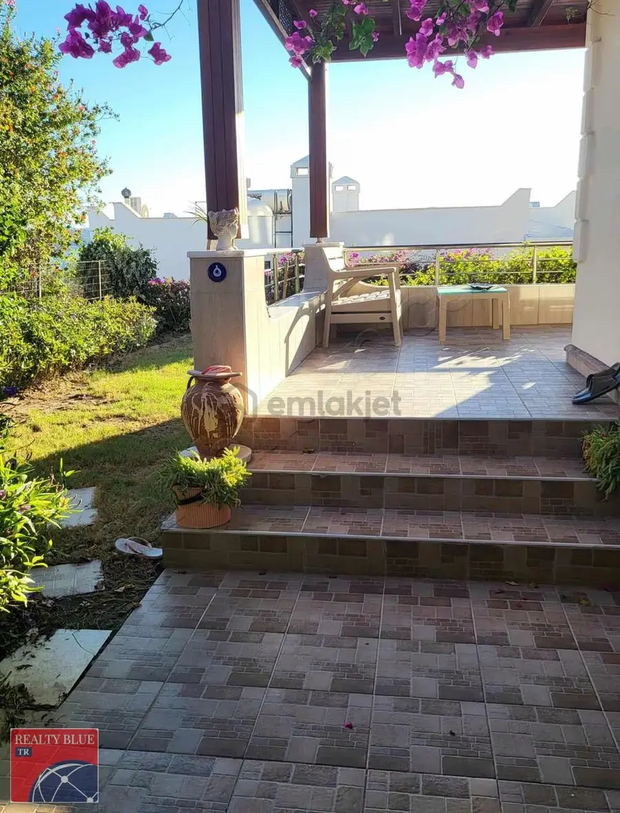 Bodrum Feza Sahil Sitesinde Çift Koya Sahip - 16