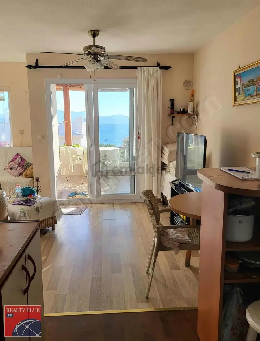 Bodrum Feza Sahil Sitesinde Çift Koya Sahip - 9