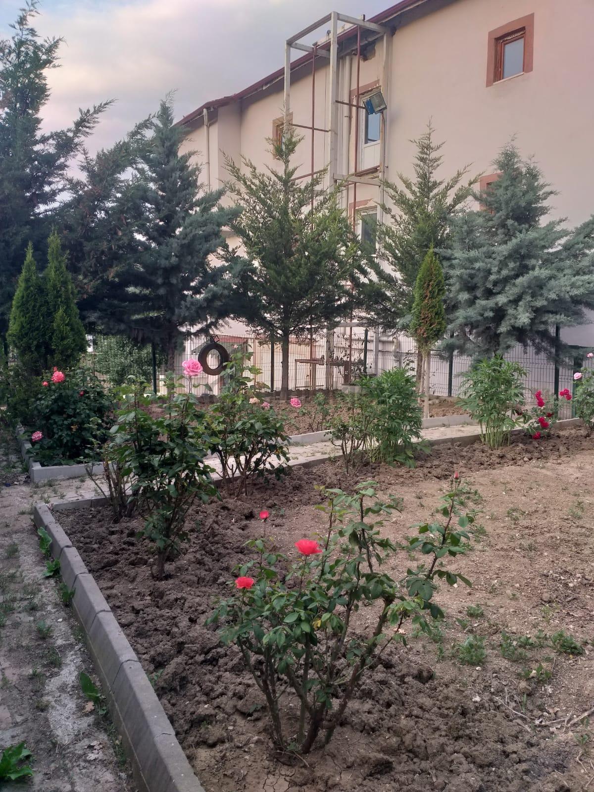 Her İşe Uygun Komple Satılık Ticari Bina - 24