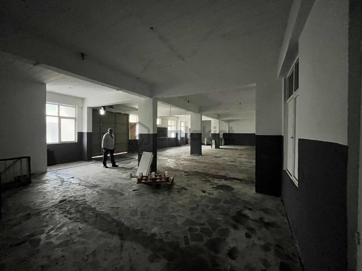 İkitelli Org Bölgesinde 600m2 Tır Kamyon Yaklaşır - 3