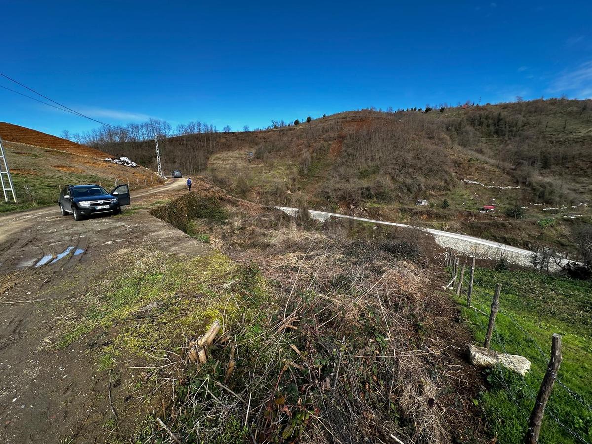 Trabzon Araklı'da Satılık Arazi - 12