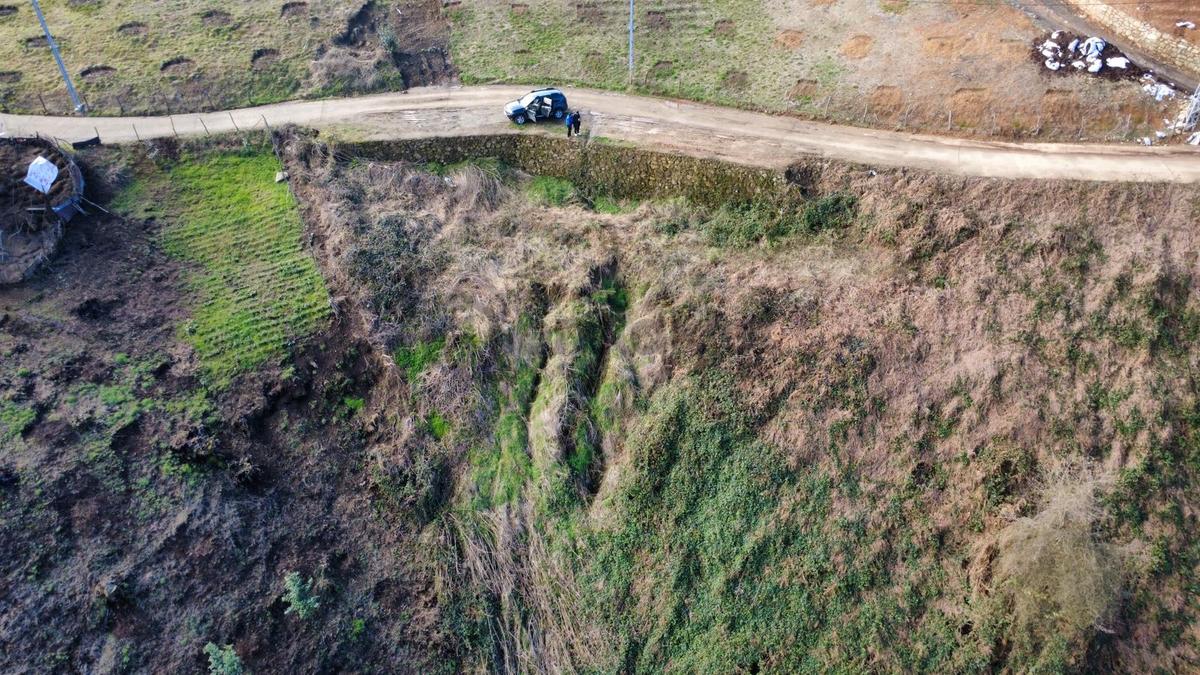 Trabzon Araklı'da Satılık Arazi - 8