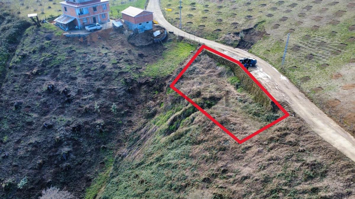 Trabzon Araklı'da Satılık Arazi - 5
