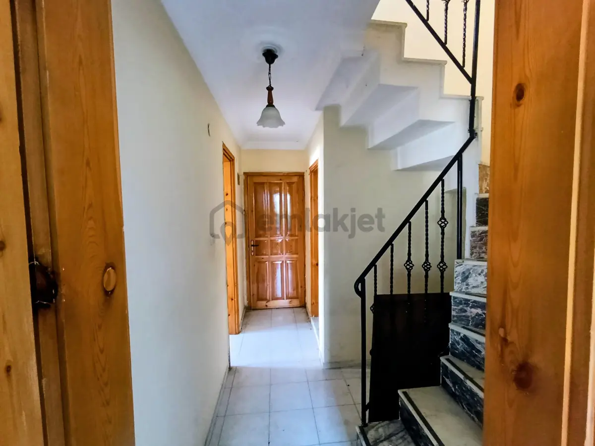 Güre’de Denize 100 Metre Mesafede Tripleks 5+1 Villa - 21