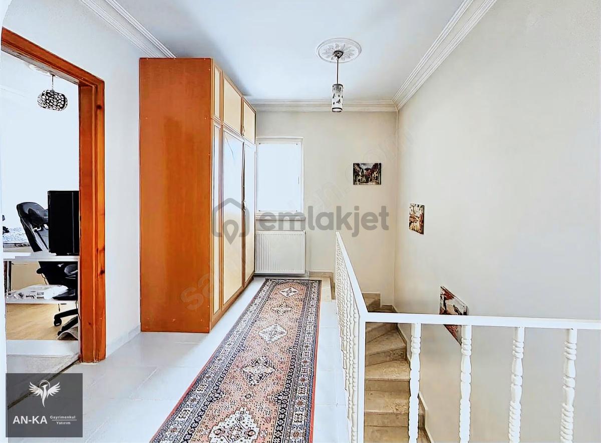 Yht'nin Dibinde 4+1 Fırsat Teraslı Dubleks Daire - 15