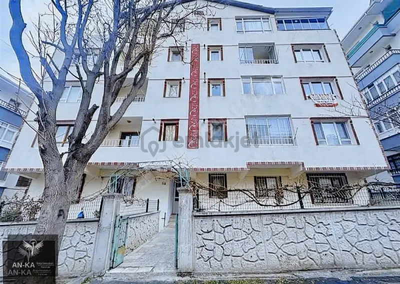 Yht'nin Dibinde 4+1 Fırsat Teraslı Dubleks Daire