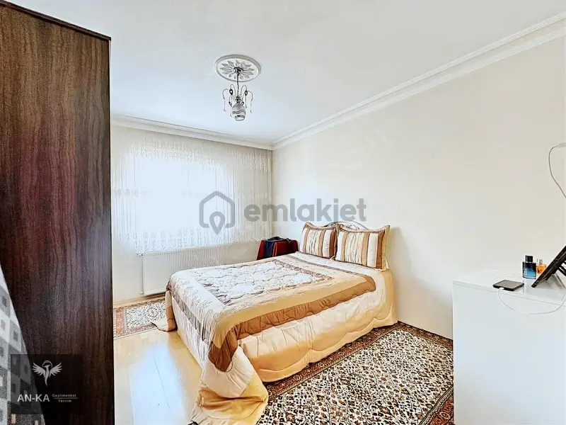 Yht'nin Dibinde 4+1 Fırsat Teraslı Dubleks Daire - 10
