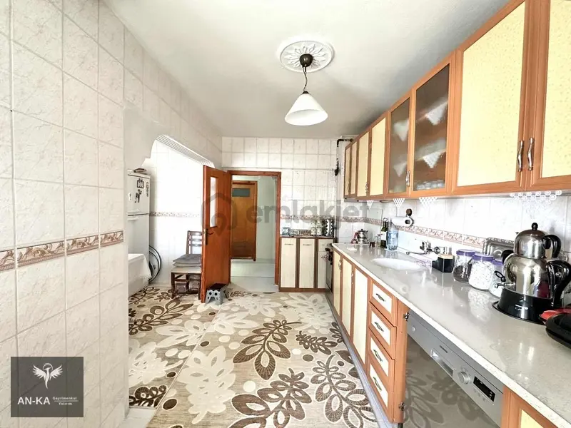 Yht'nin Dibinde 4+1 Fırsat Teraslı Dubleks Daire - 8
