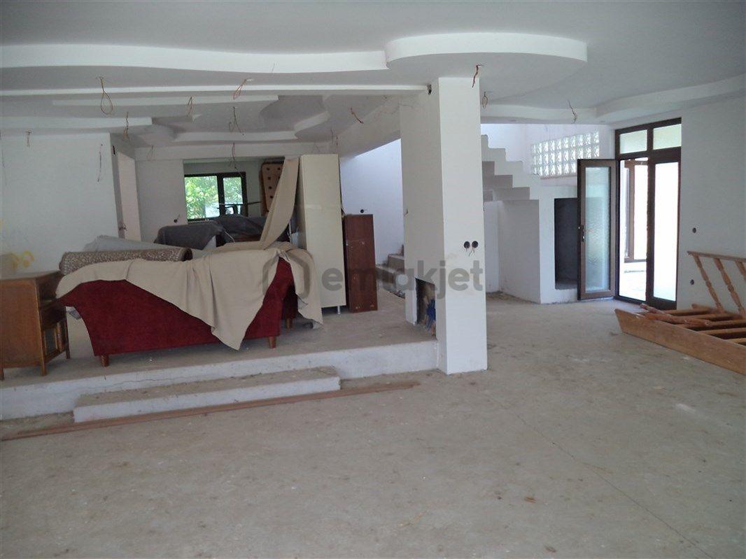 Mudanya Bademli'de 700 M2 Bahçeli Satılık Villa - 2