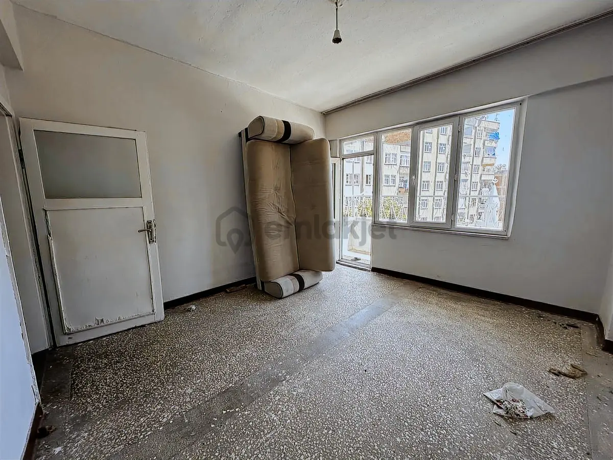 Kiralık 2+1 Daire - 13
