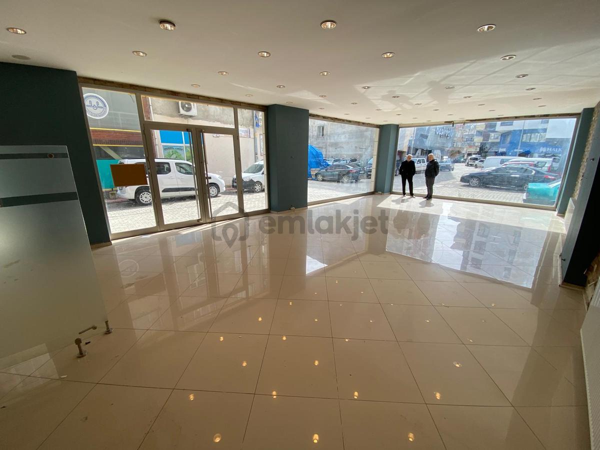 Trabzon Araklı'da Kiralık Dükkan - 5