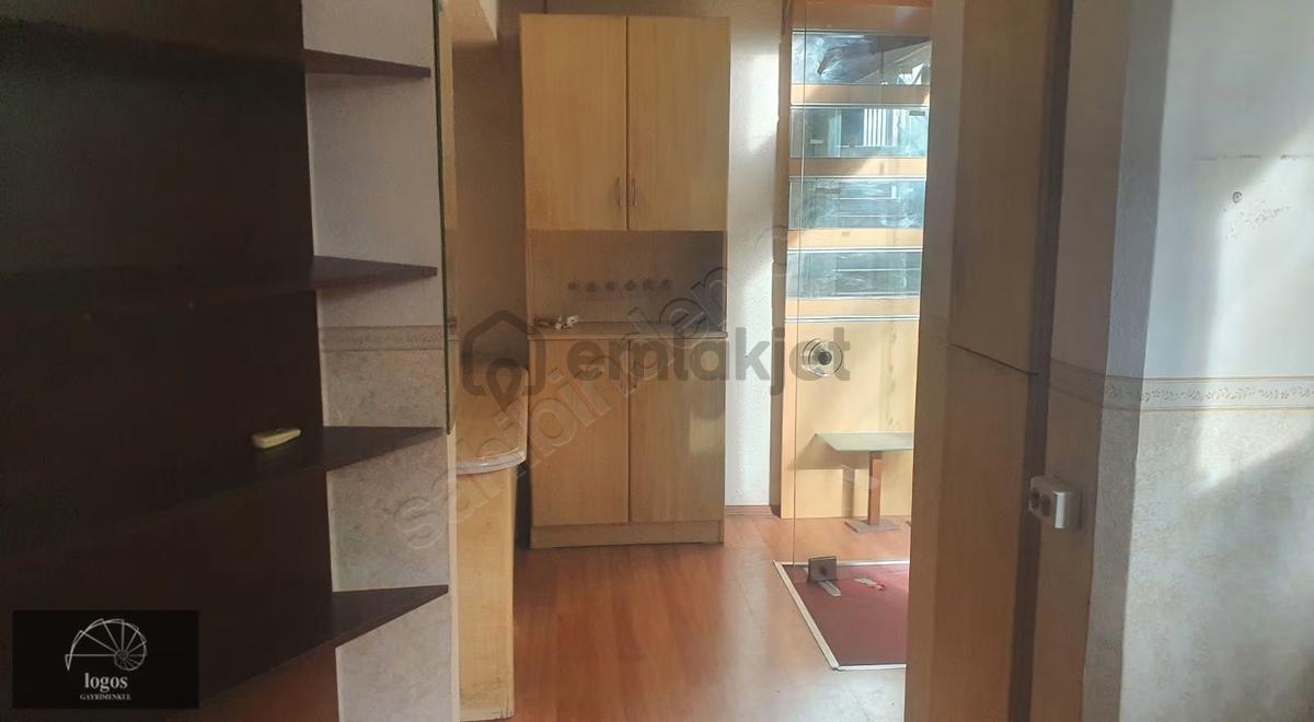 Halasgargazi Bir Bina Sokak Cephe Dükkan - 7