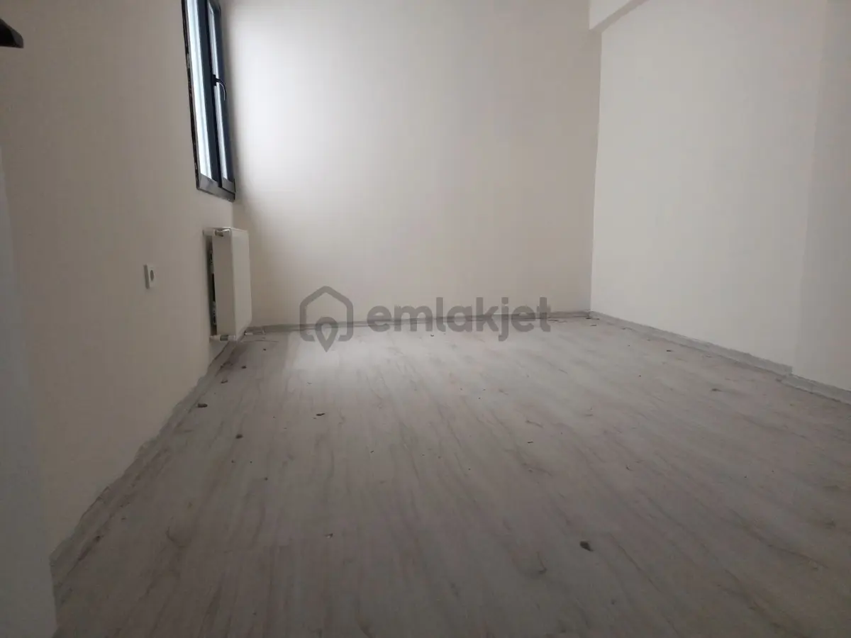 Buket Emlaktan Kiralık 3+1 Daire Ara Kat Doğalgazlı Asansörlü - 33
