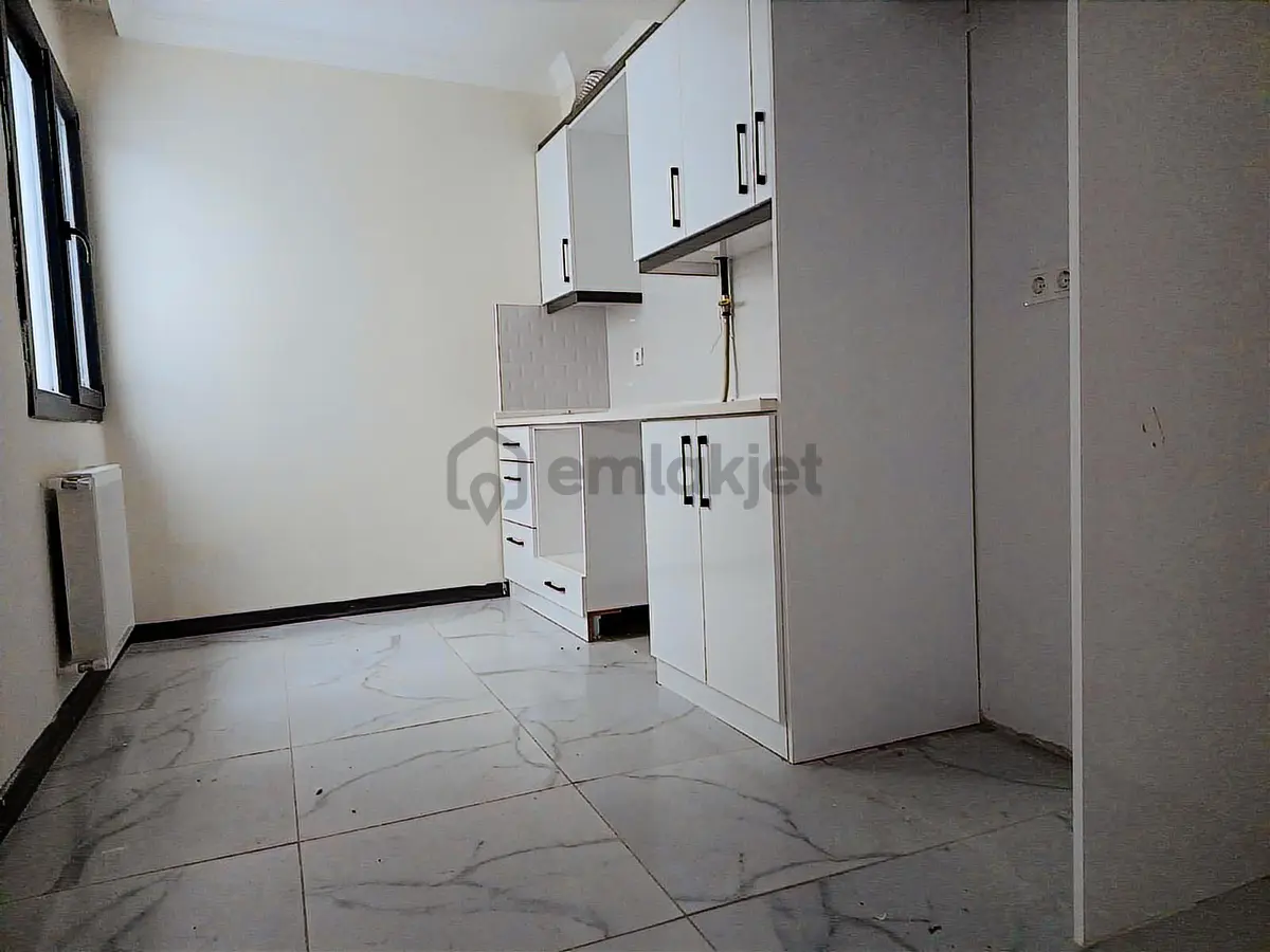 Buket Emlaktan Kiralık 3+1 Daire Ara Kat Doğalgazlı Asansörlü - 31