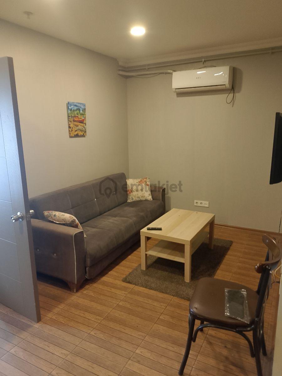 Dolapdere Caddesi'nde 60 Metrekare 2+0 4000 Tl - 12