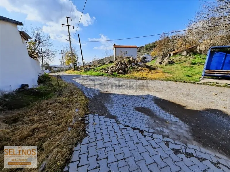 Dikili Yenice Köyünde İmarlı Arsa - 3