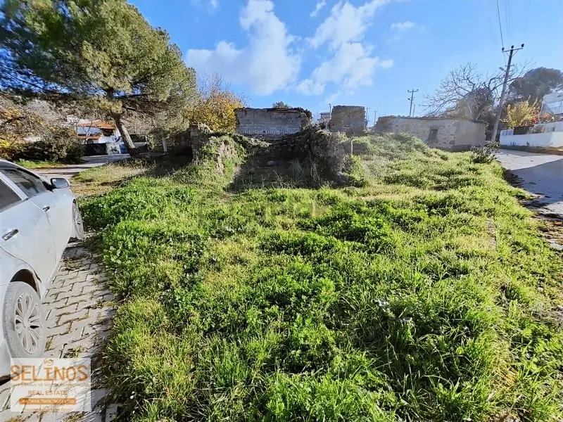 Dikili Yenice Köyünde İmarlı Arsa - 2