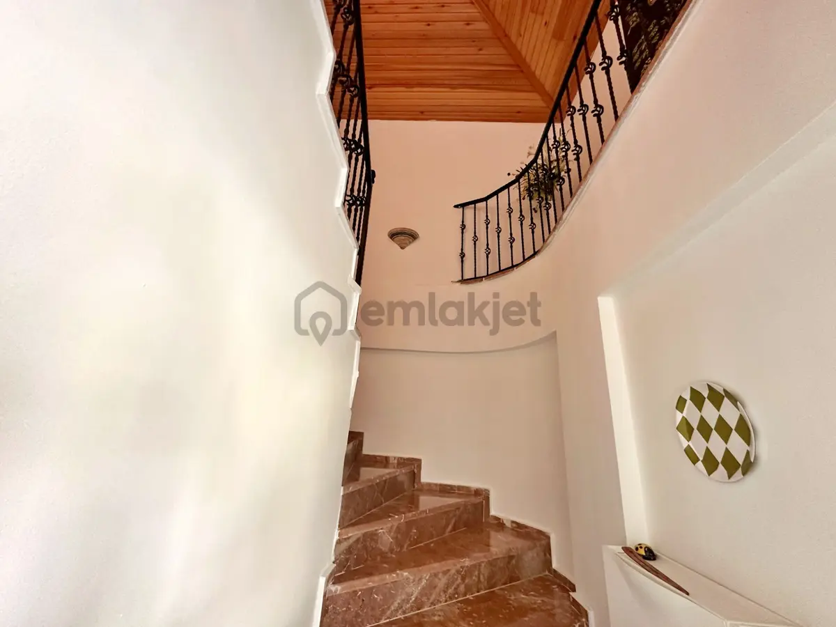 Ölüdeniz Hisarönü'nde Kapanmayan Manzaralı Daire - 21