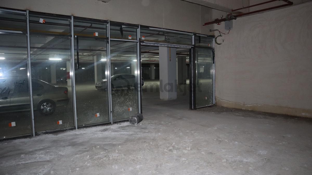Vega Otonomi'de Brüt 101 M² Satılık Dükkan - 12