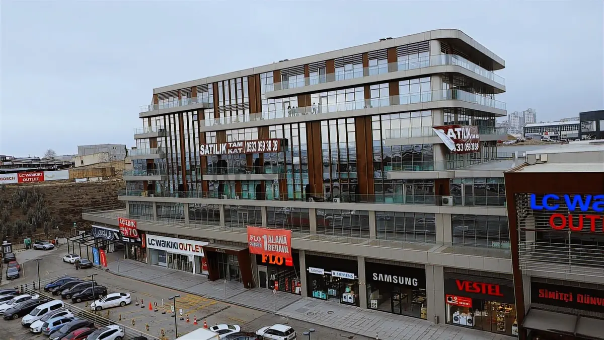 Vega Cadde'de Satılık Daire/ofis 170 M² Kiracılı - 33
