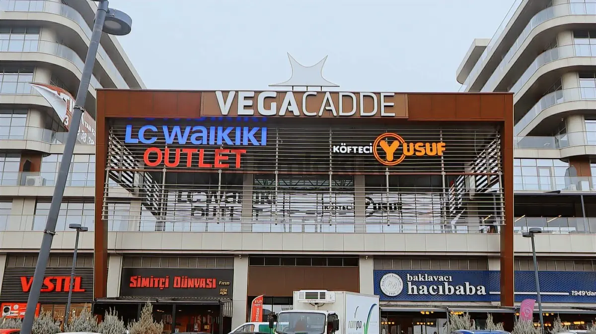 Vega Cadde'de Satılık Daire/ofis 170 M² Kiracılı - 8