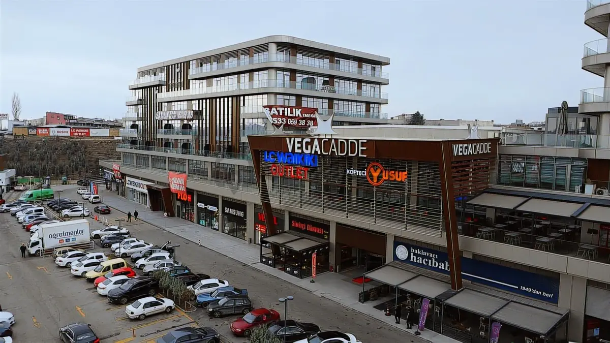Vega Cadde'de Satılık Daire/ofis 170 M² Kiracılı - 35